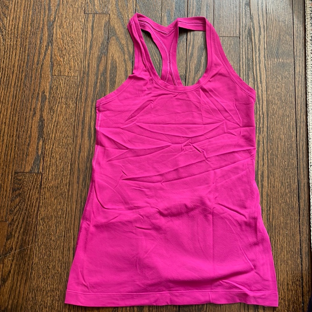 Lululemon tank